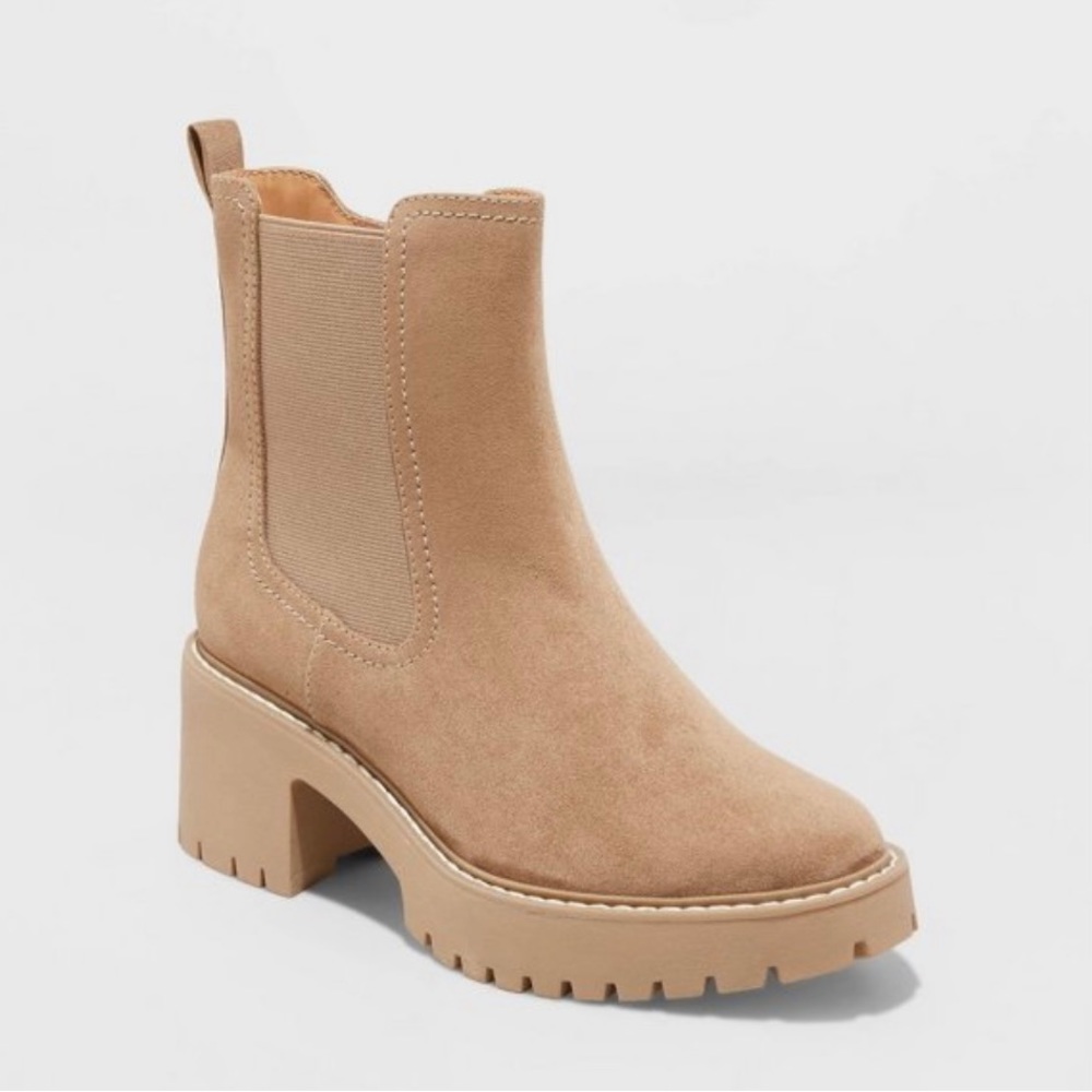 ** 2 for $40** Womens Crispin Chelsea Boots, Tan, Universal Thread.